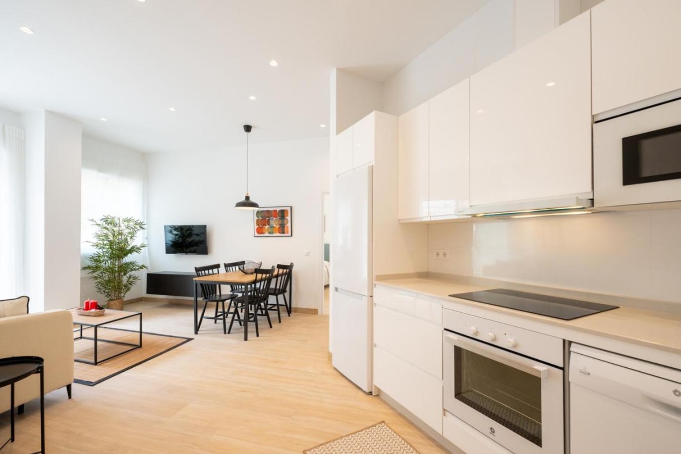 Chanquete Apartment *